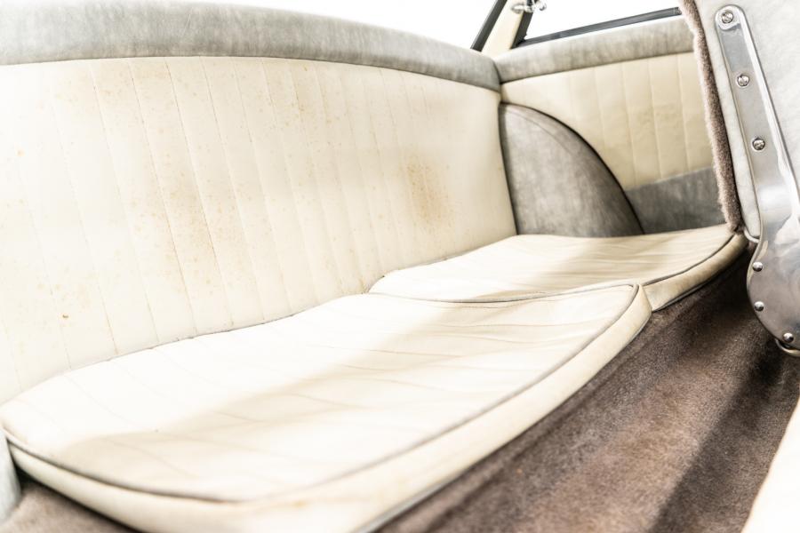 Интерьер Auto Union 1000 SP Coupe 1960 года  (фото 50 из 84)